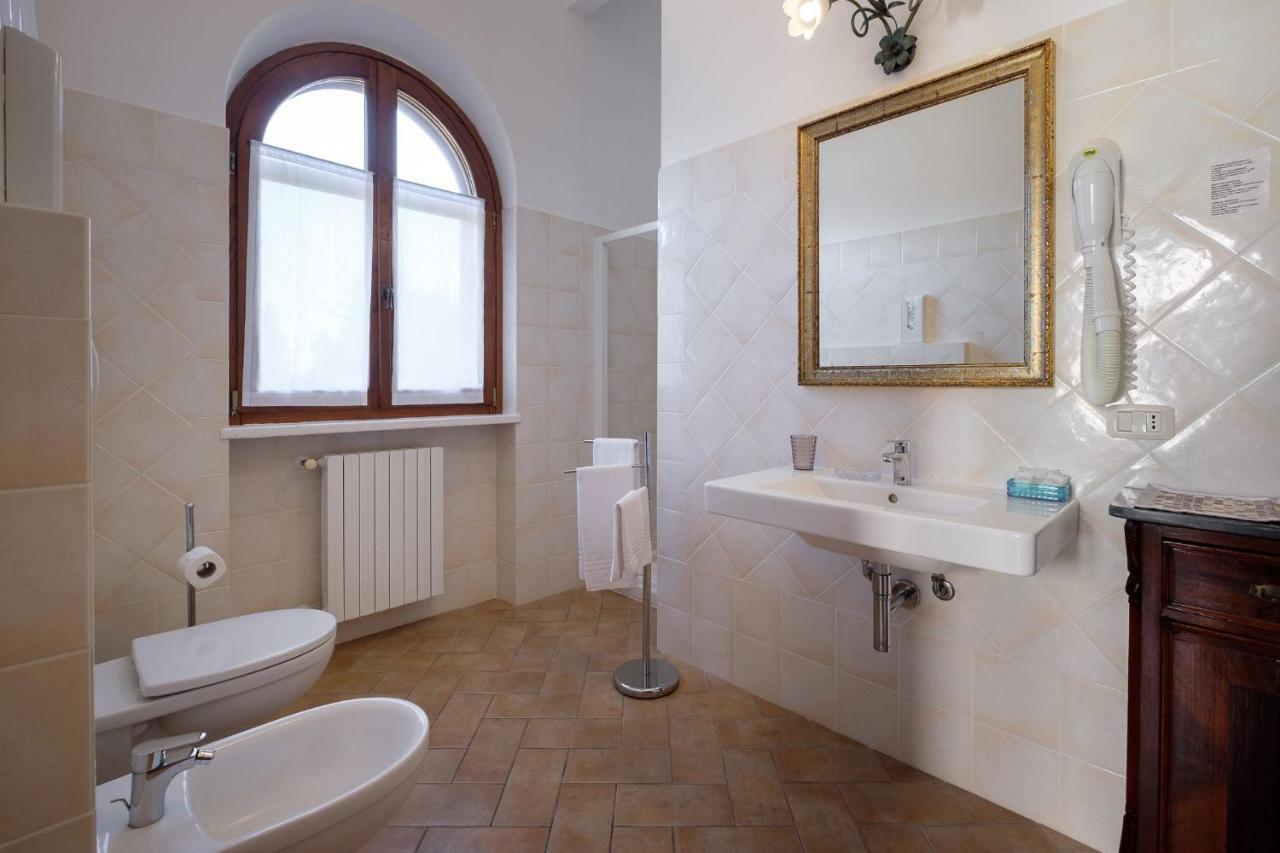 B&B Villa Giulia Saturnia Exteriör bild